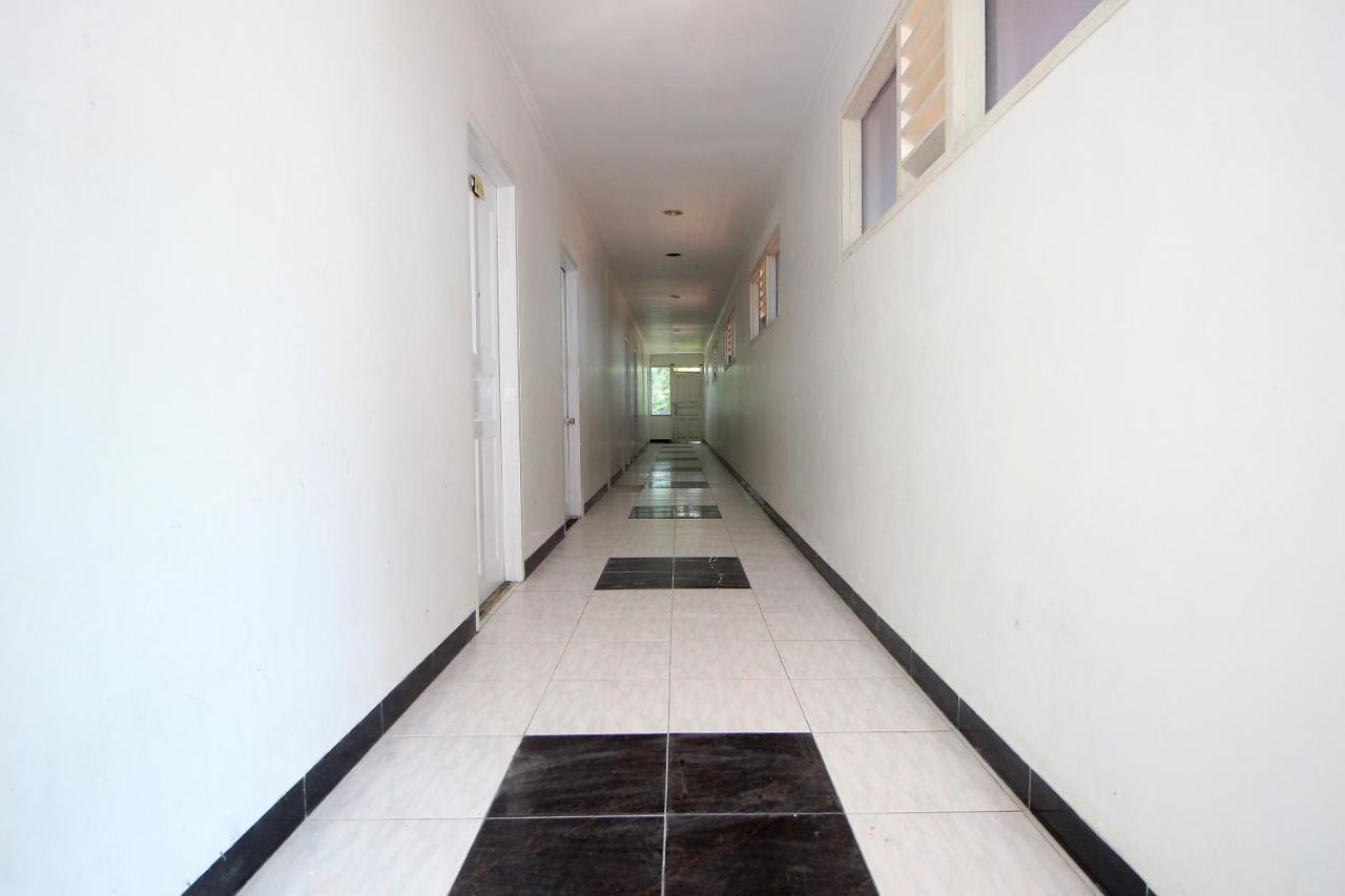 Oyo 2360 Hotel Rio Bengkulu Esterno foto