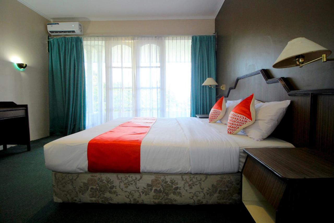 Oyo 2360 Hotel Rio Bengkulu Esterno foto