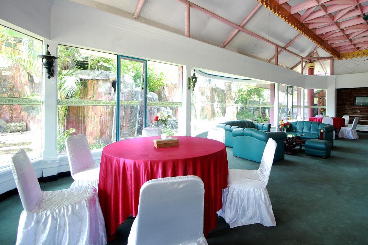 Oyo 2360 Hotel Rio Bengkulu Esterno foto